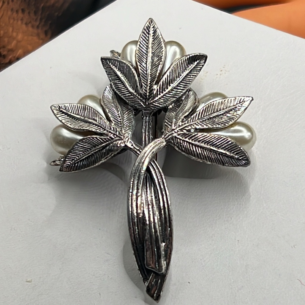 Vintage Tortolani Faux Pearl Flower Brooch